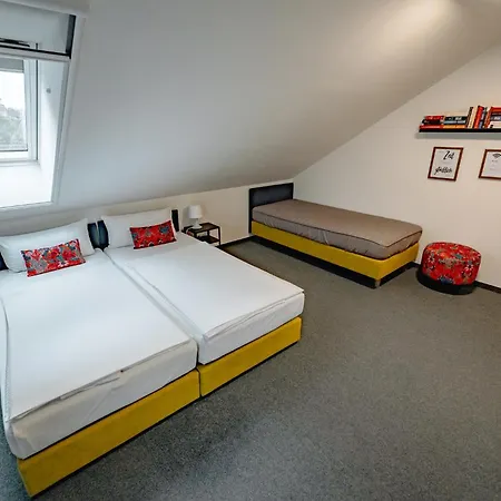 Cafe Nina Gasthuis 3*